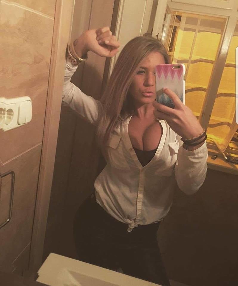 Проститутка Амелия у метро Петроградская, бляди Питера - фото 3